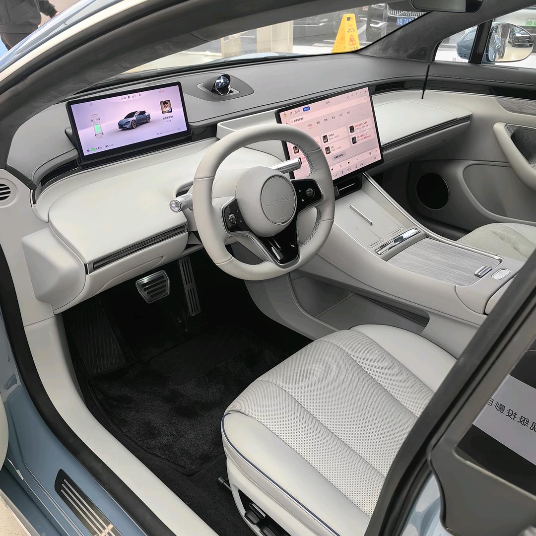 深圳市俊豪电动卷闸门有限公司