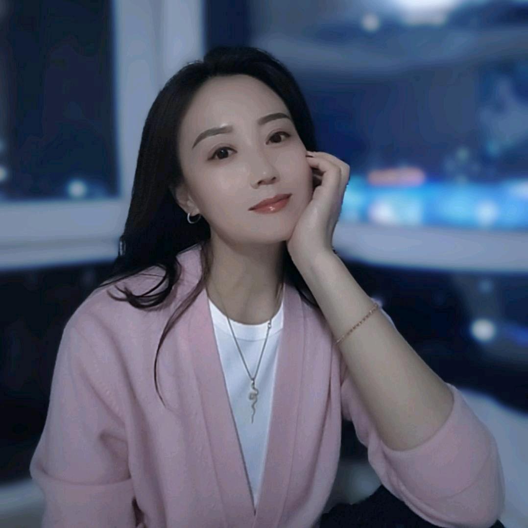 奕含