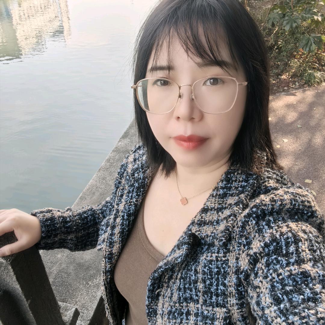 露露单身妈妈