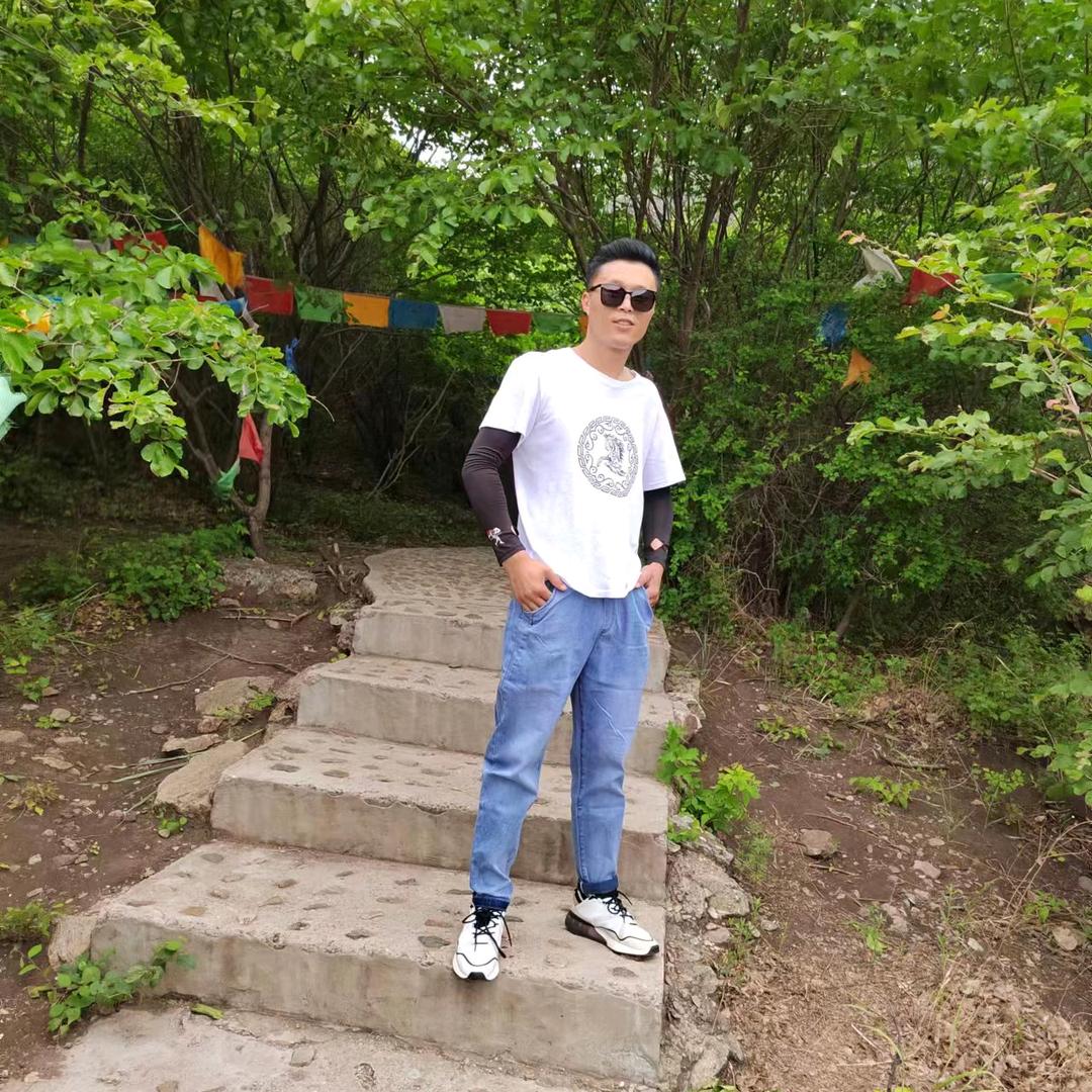 兴安 朝 鲁门