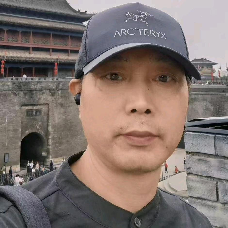 骑UY的强哥