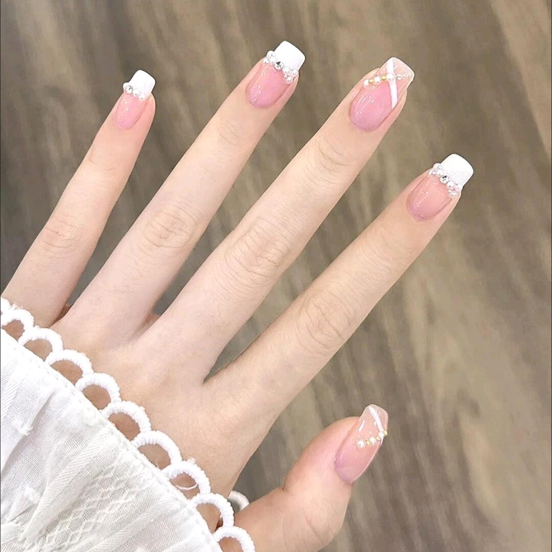 爱玩的小妹💝