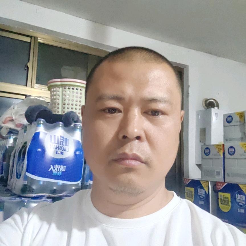 高二臣