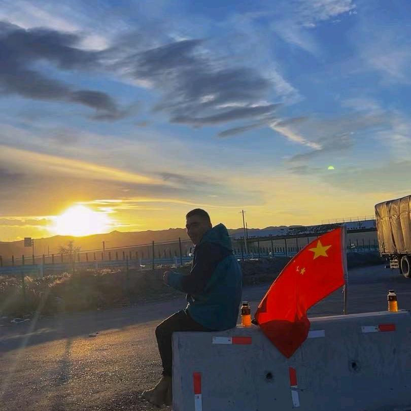 背包客小胡