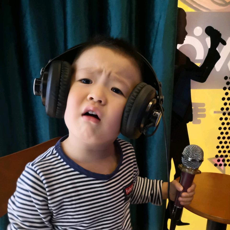 讓亻也