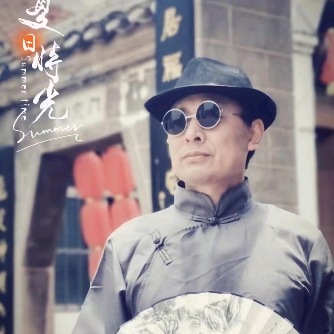 李一奥
