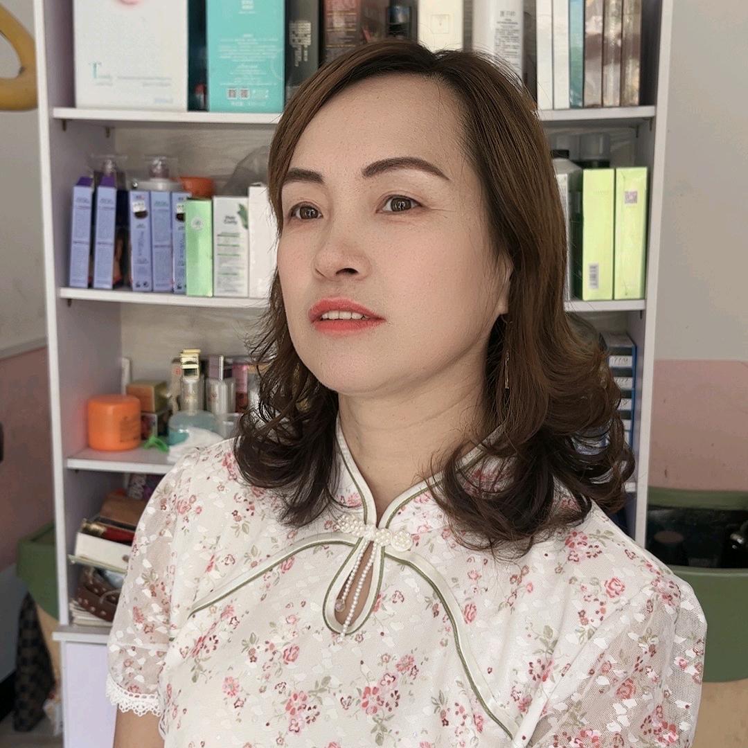 心莲(下午2点半带货直播)