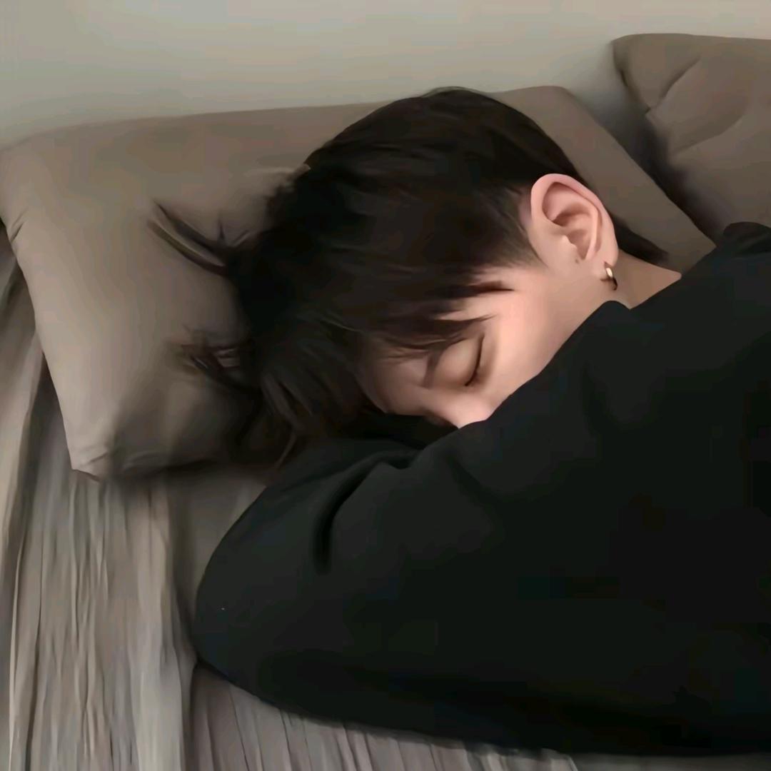 不知名boy.