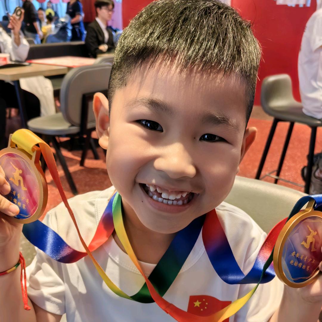 辉扬跑酷—马梓潇