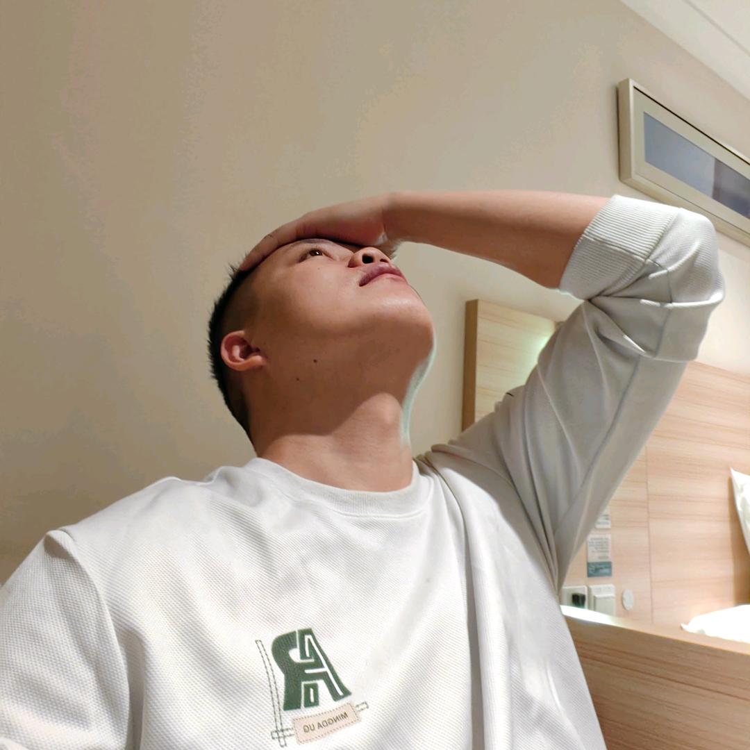 潘覃