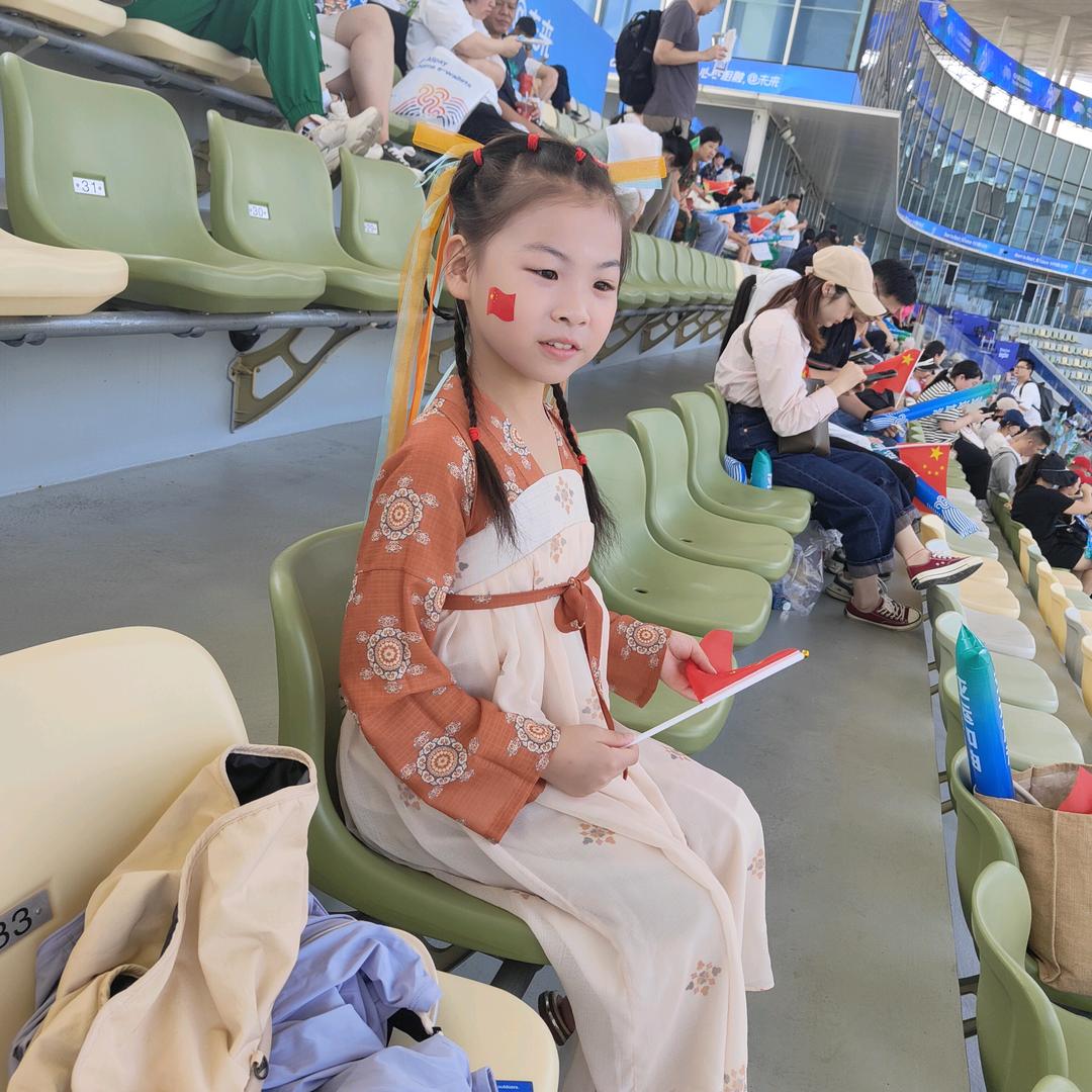 熊三和显眼包哥哥