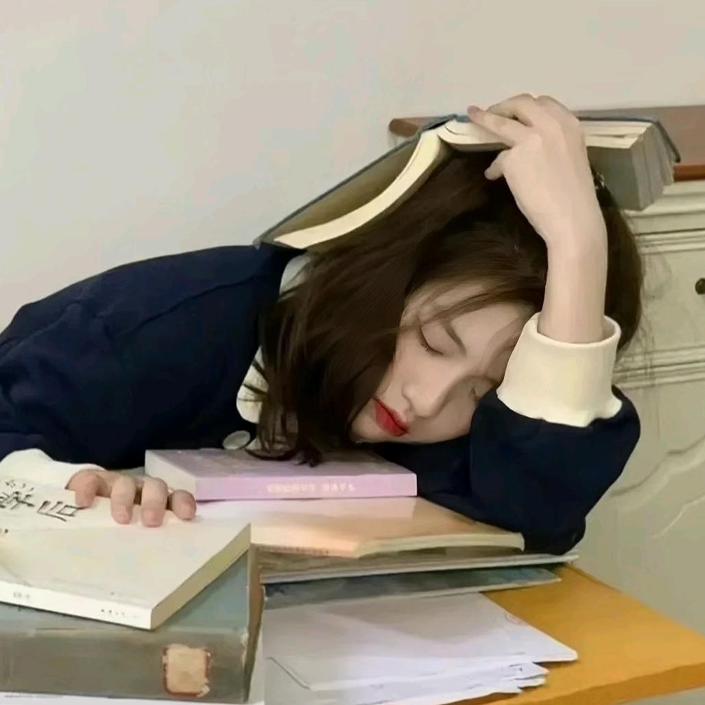 小熊吃了O泡✨