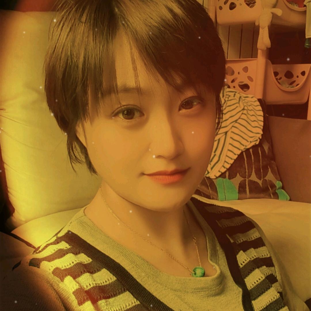 ᰔᩚ ᥫᩣ..任劳斯儿