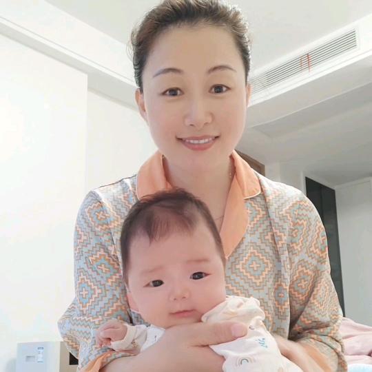温州金牌月嫂晴子