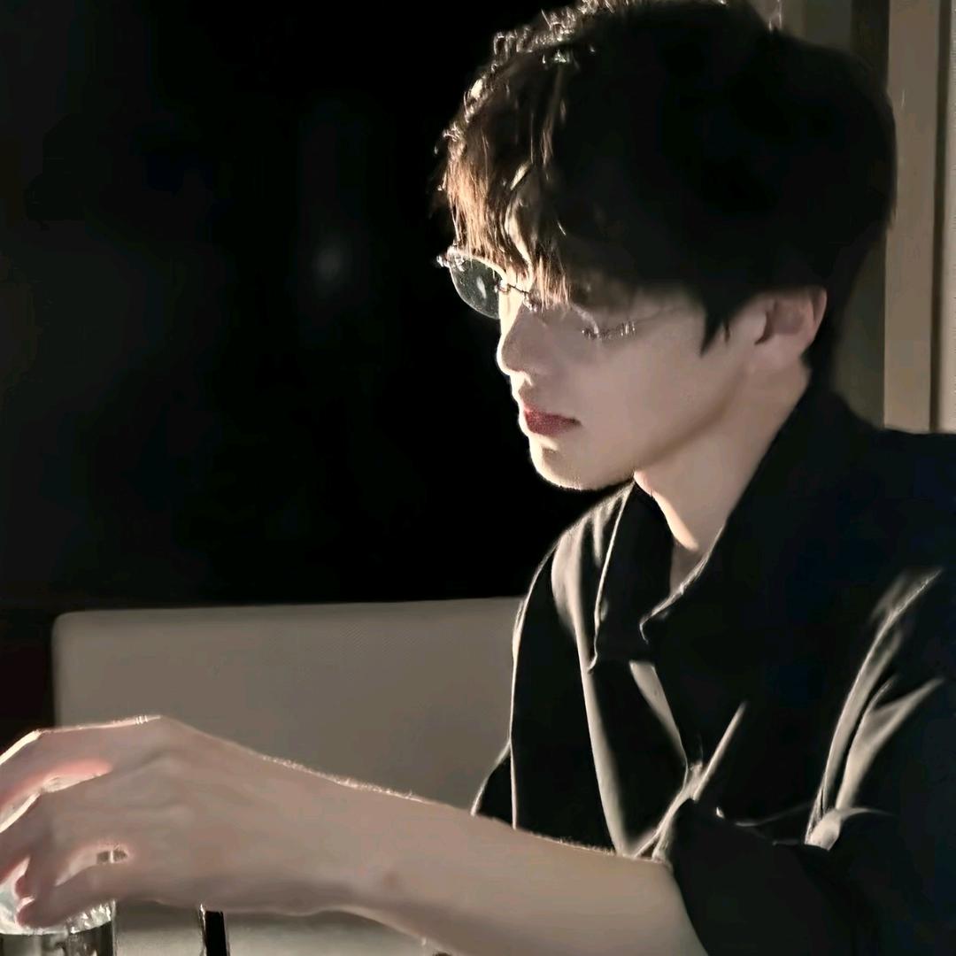 请不要逗刘先生