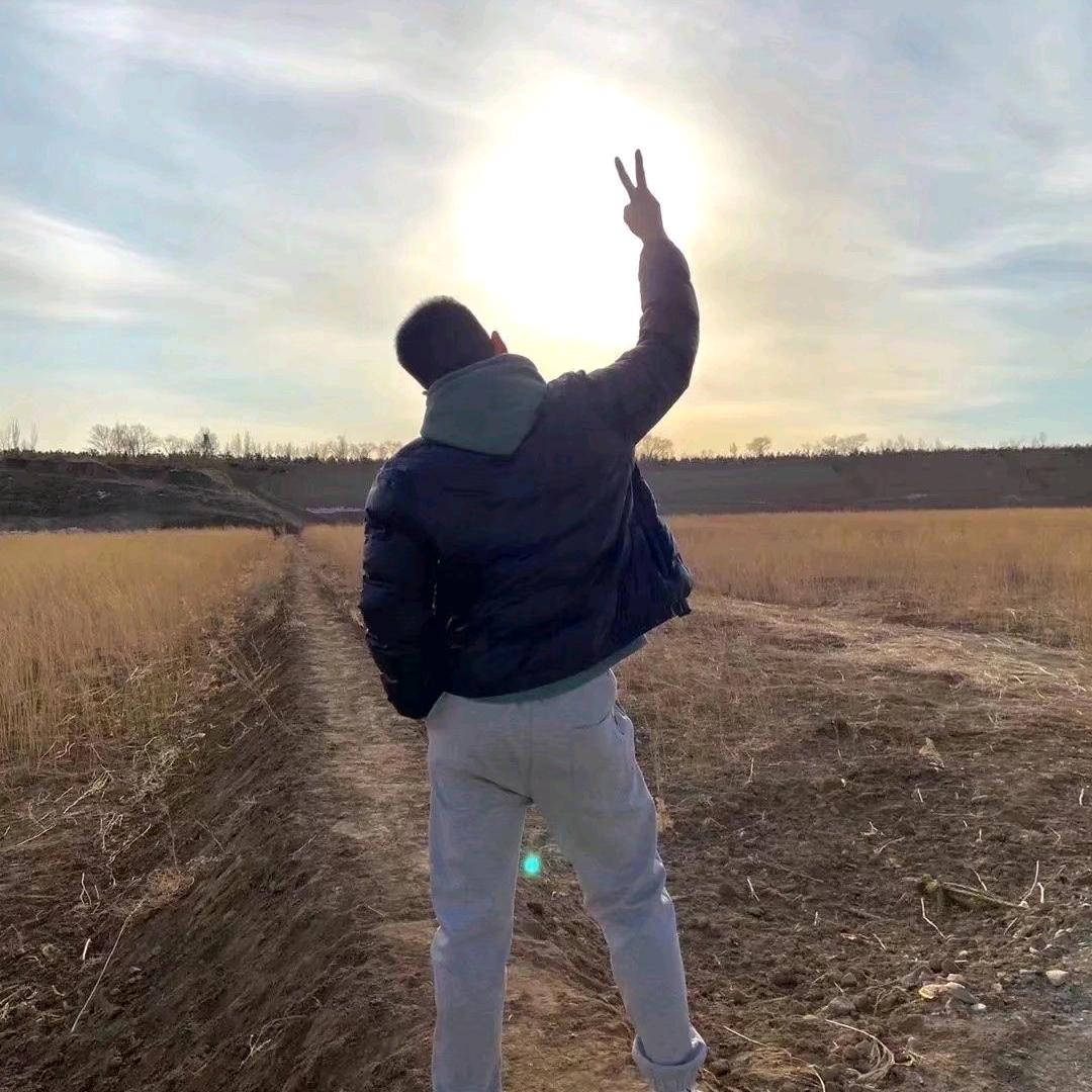 港台直营店轻奢服饰