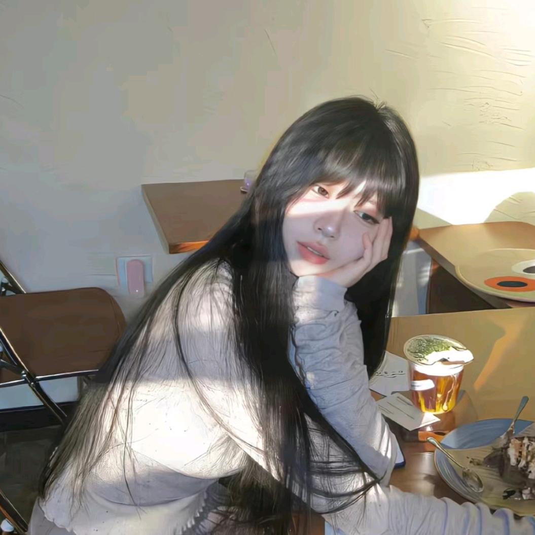 我和月亮很熟了