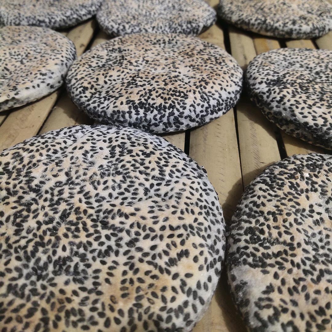 广西浦北农家芝麻饼