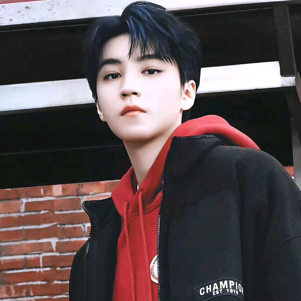 @很天真