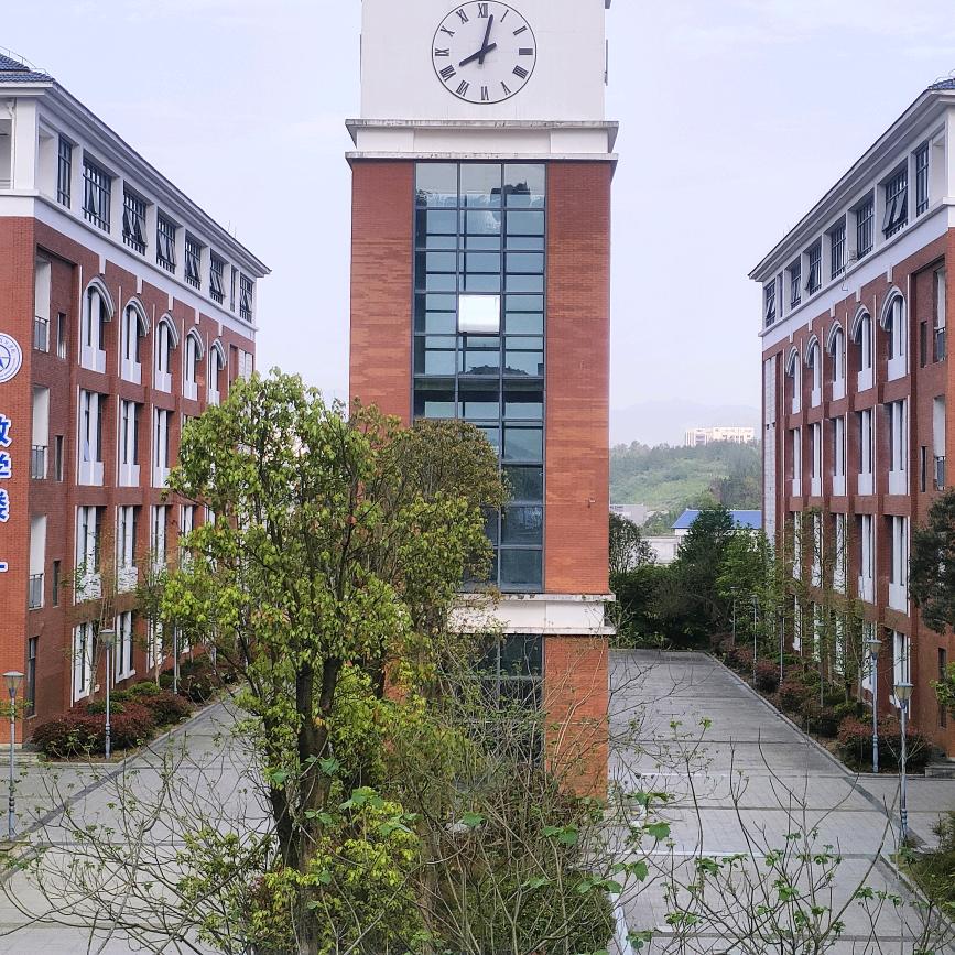 国防示范校   游游学姐