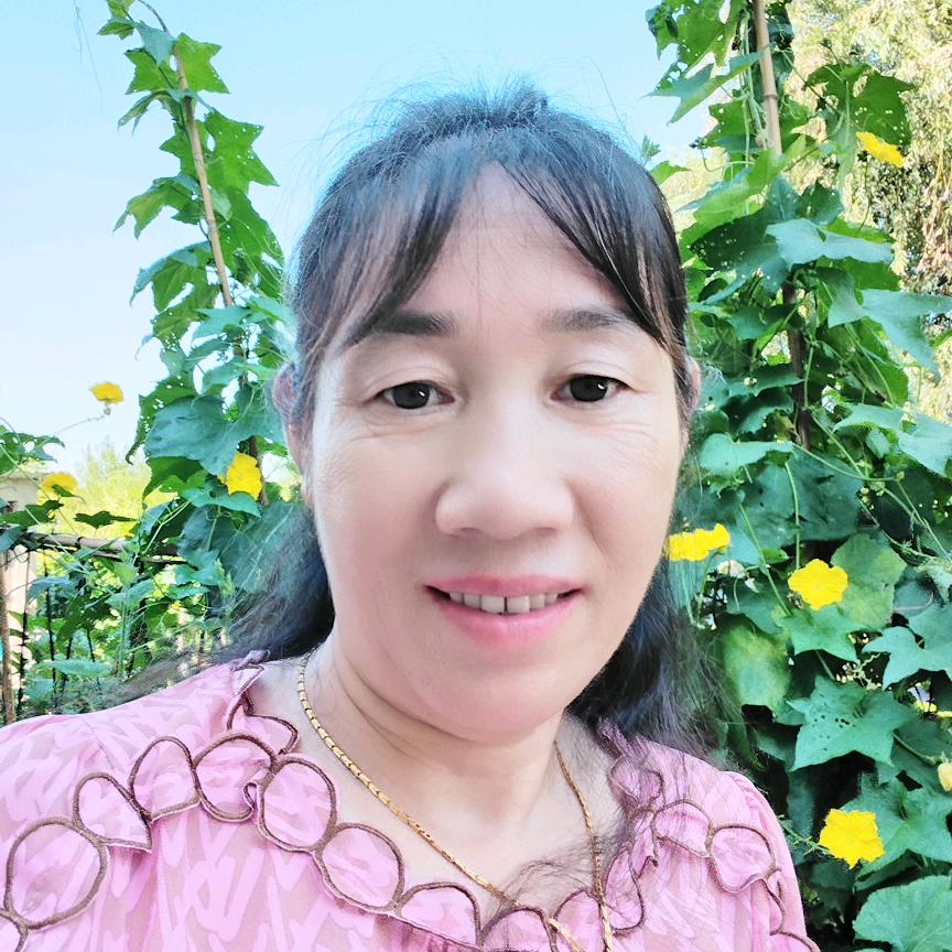 秀姐，LB，下午17.20分准时开播；