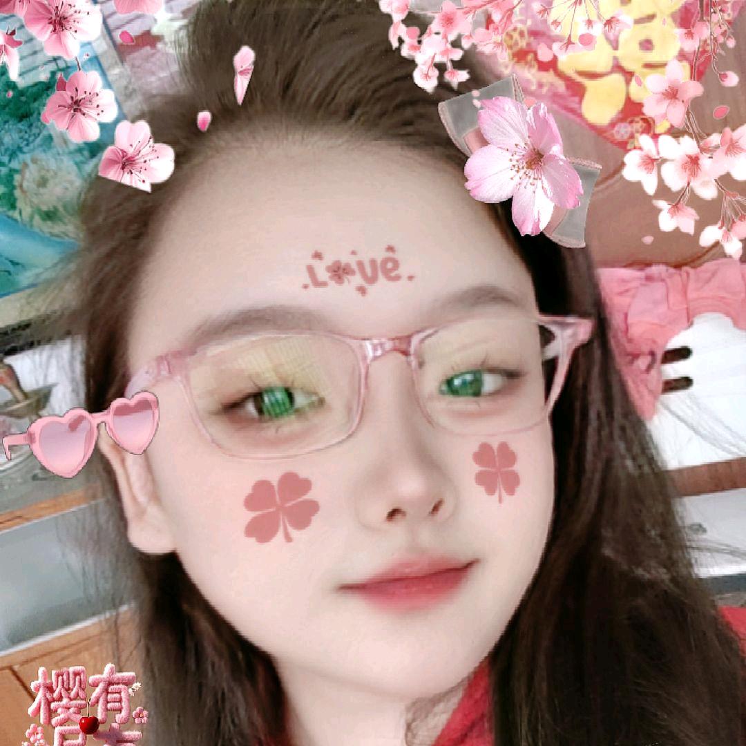 笑笑美女