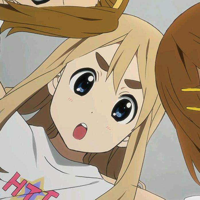 轻音部第一键盘手䌷壮壮