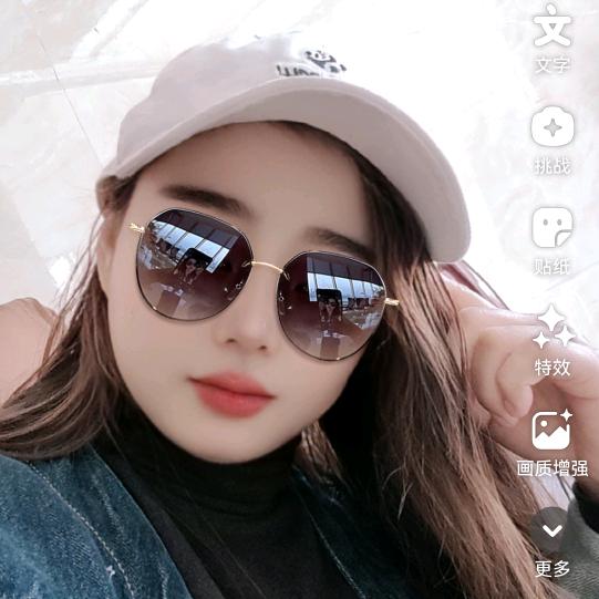 女人就要自信
