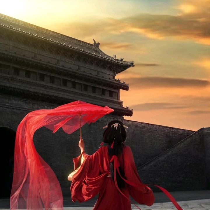 动了情的痞子连刀都拿不稳了