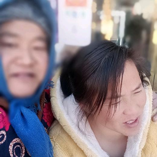 小两口的幸福生活