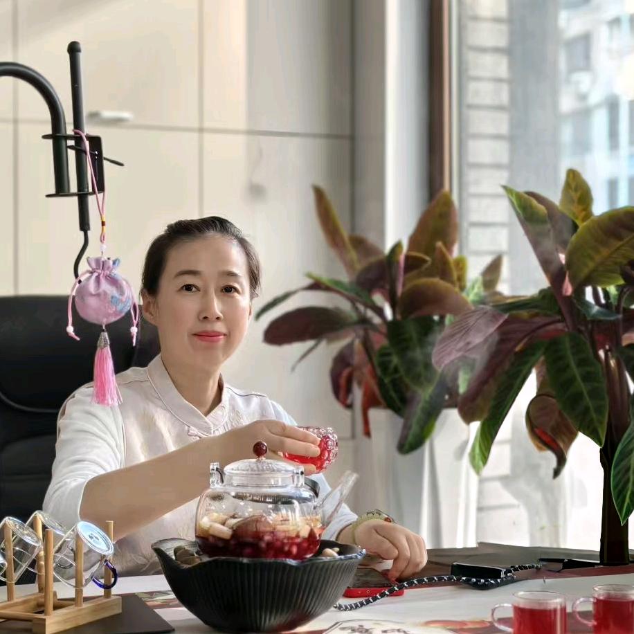 杨杨茶饮爱中医