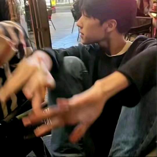 内向