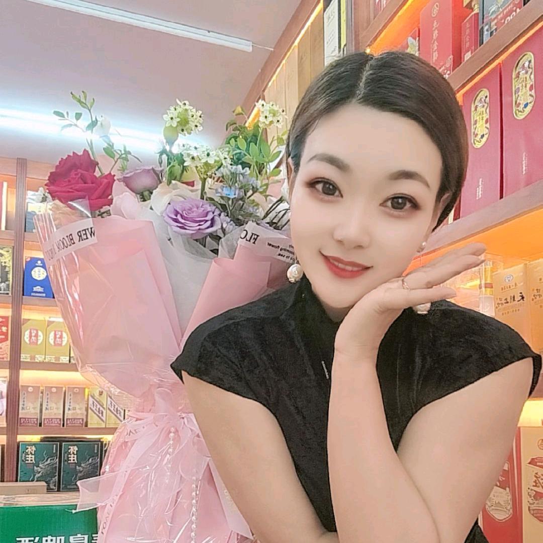 内蒙烟酒茶特产翠姐