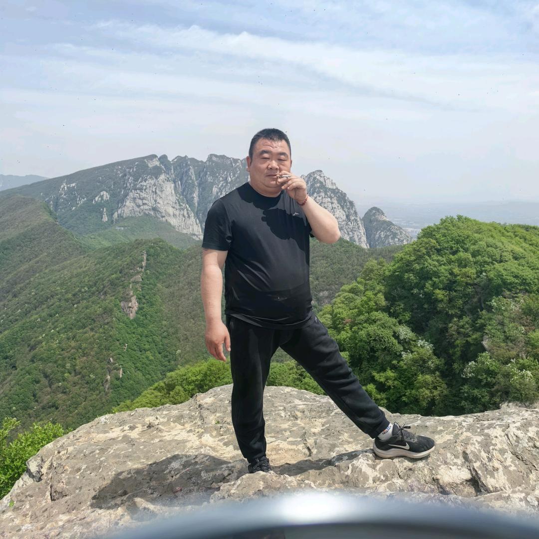 ，，李小飞