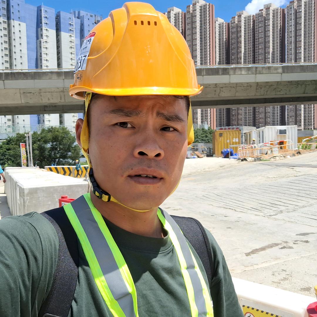 香港钢铁“侠”圓柱體移動工程師