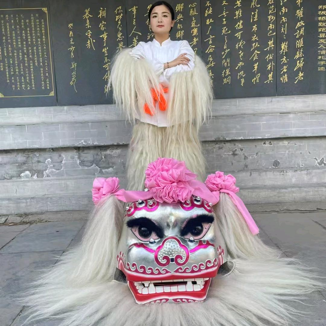 范县舞狮姐（小白狮专业祭拜）
