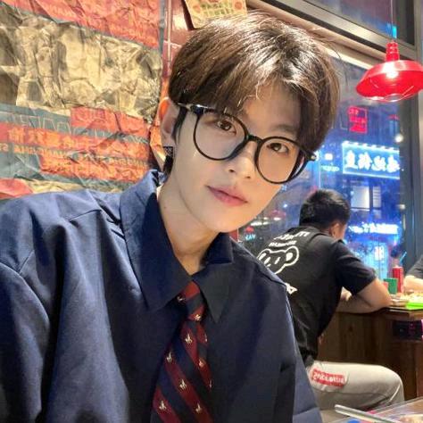 阿文&（9527）