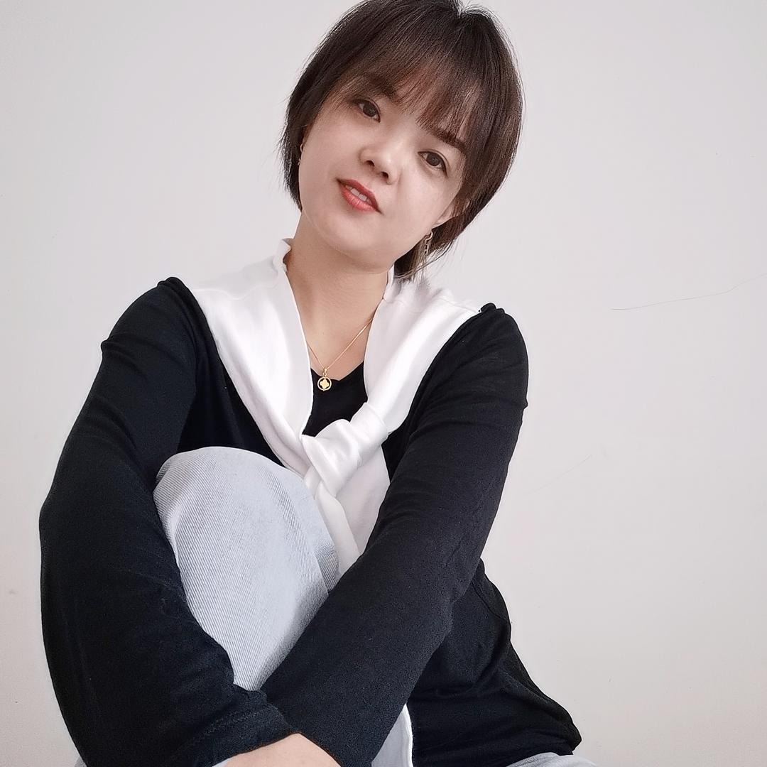 李嘚嘚嘚