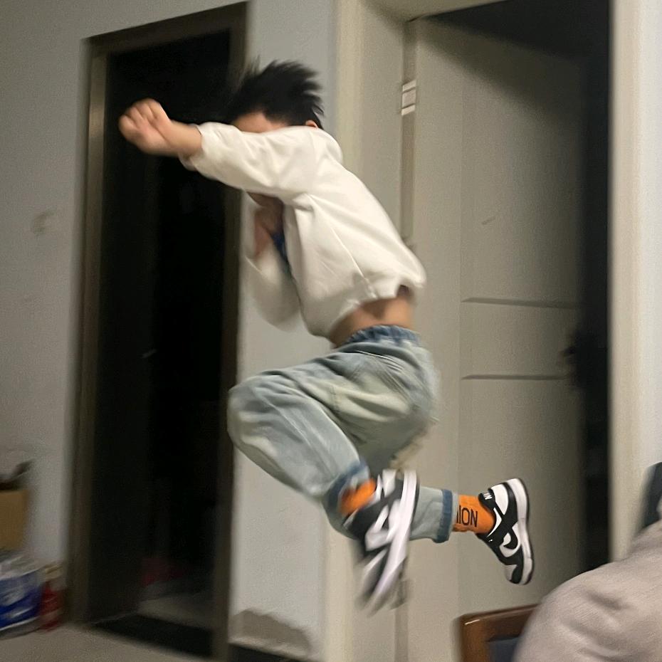朱吉昱