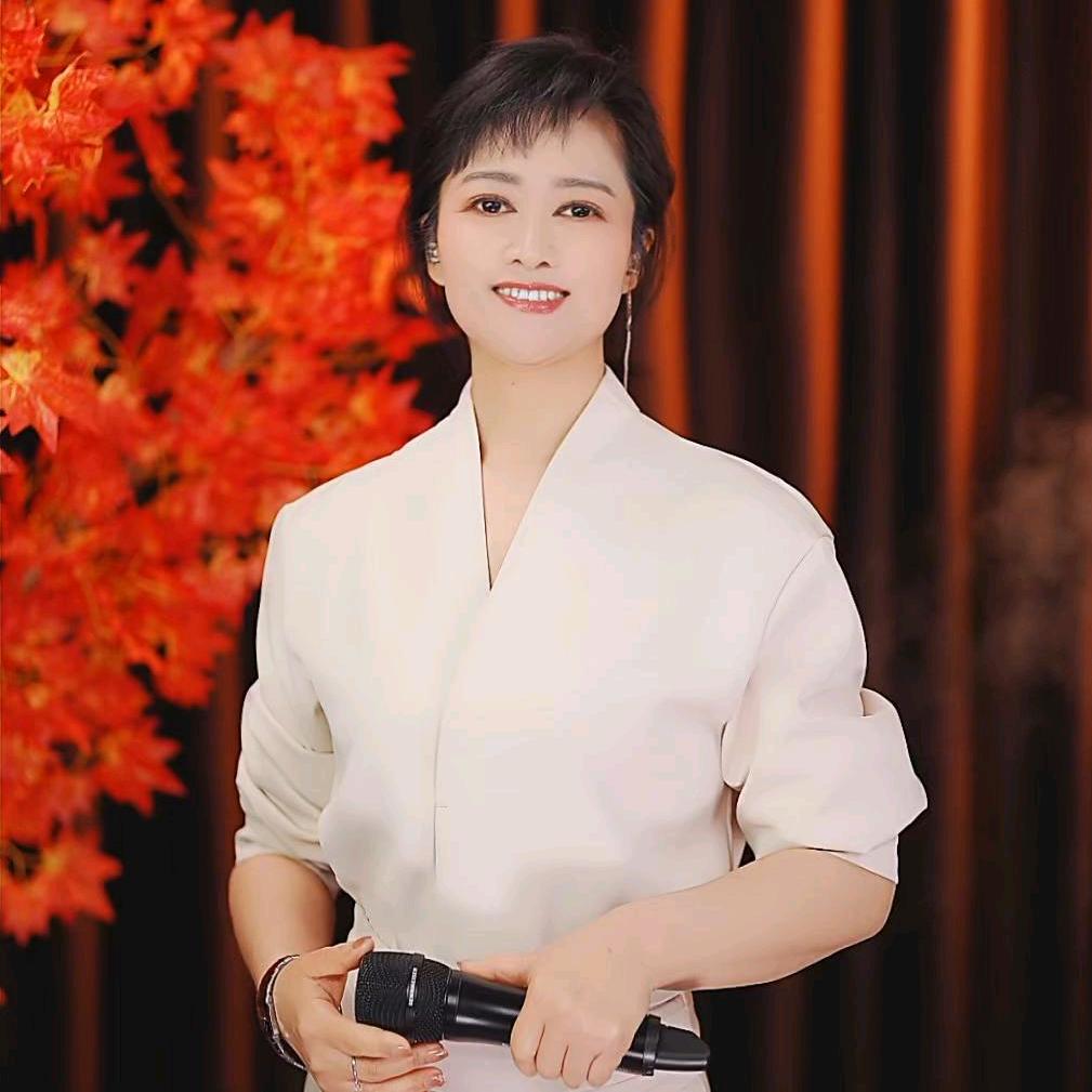 洛婉🎙