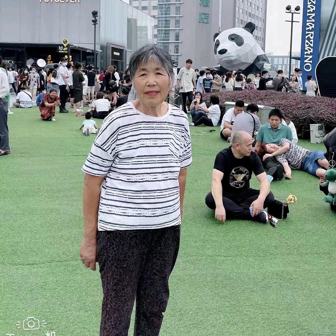 赵红霞
