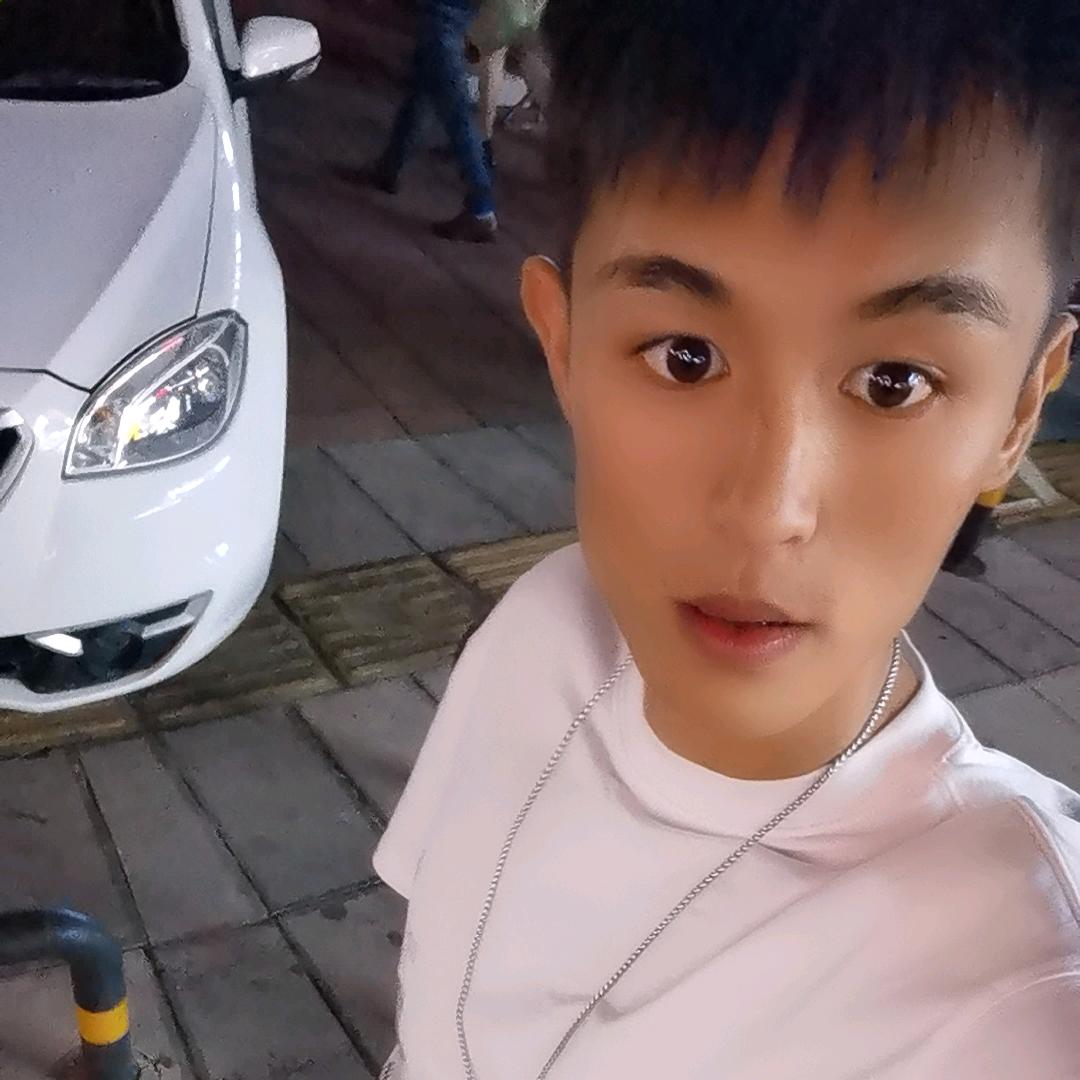 @米八哥哥💋