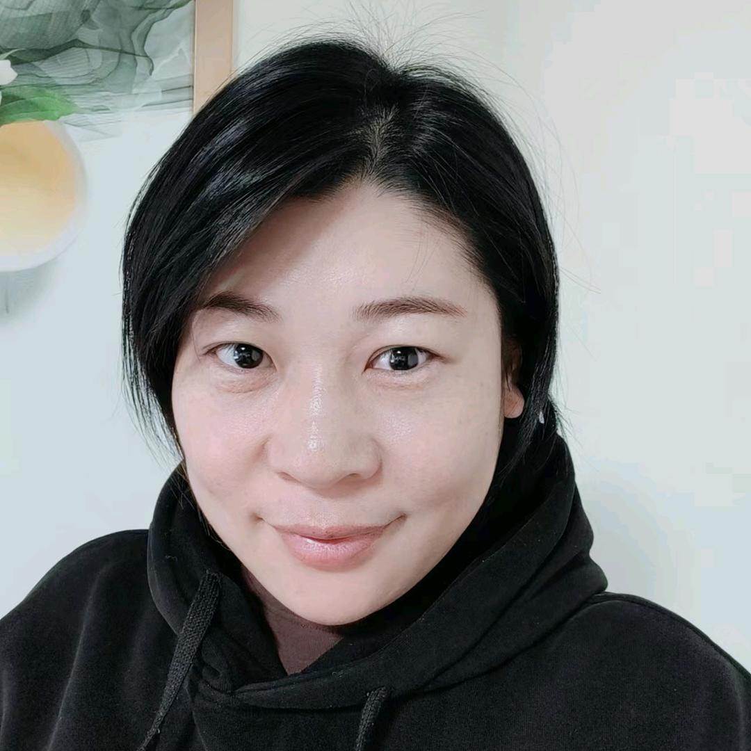 潜江闫妮
