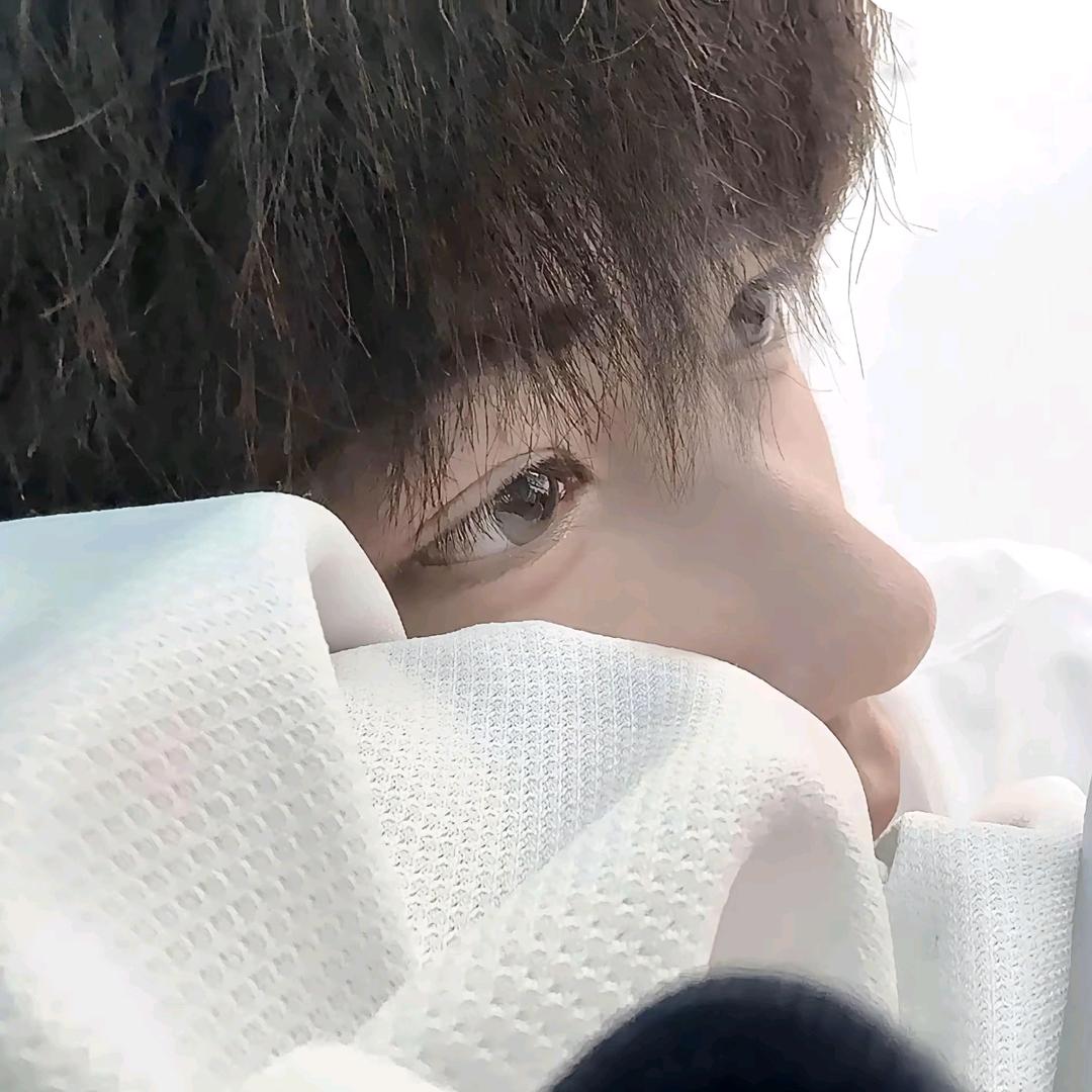 爱画画的小星星