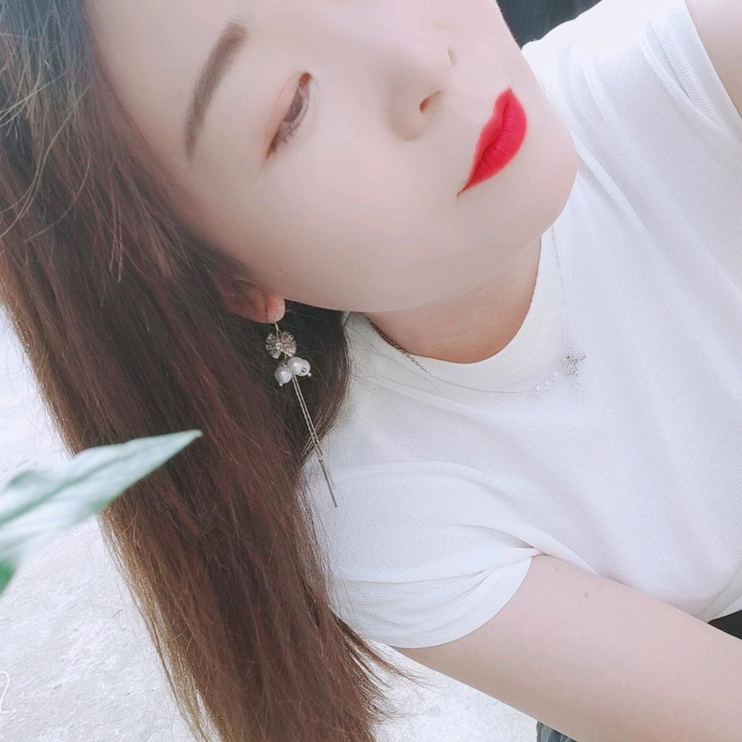 我叫薇薇吖💋