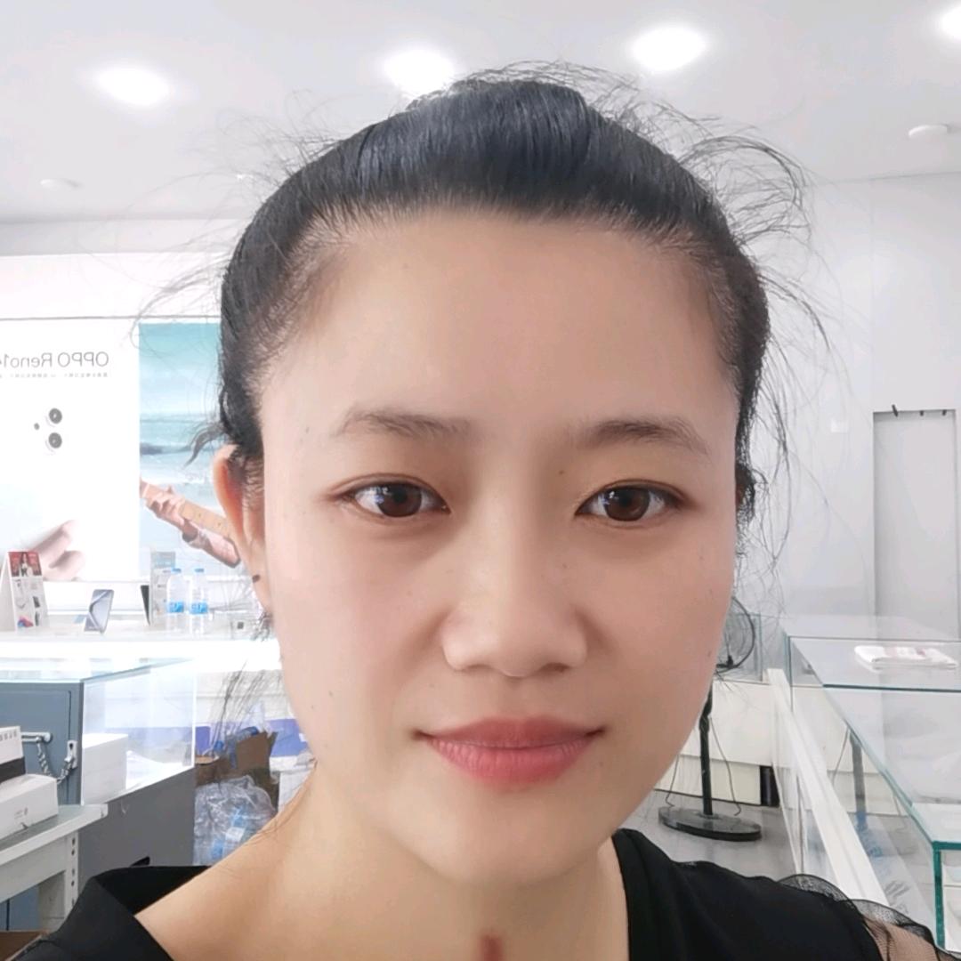 在唱凯卖手机的苗姐