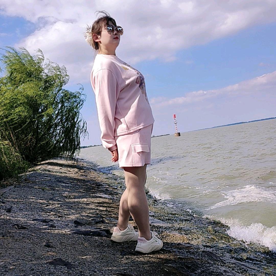 ℋღ᭄乌梅子酱💞࿐
