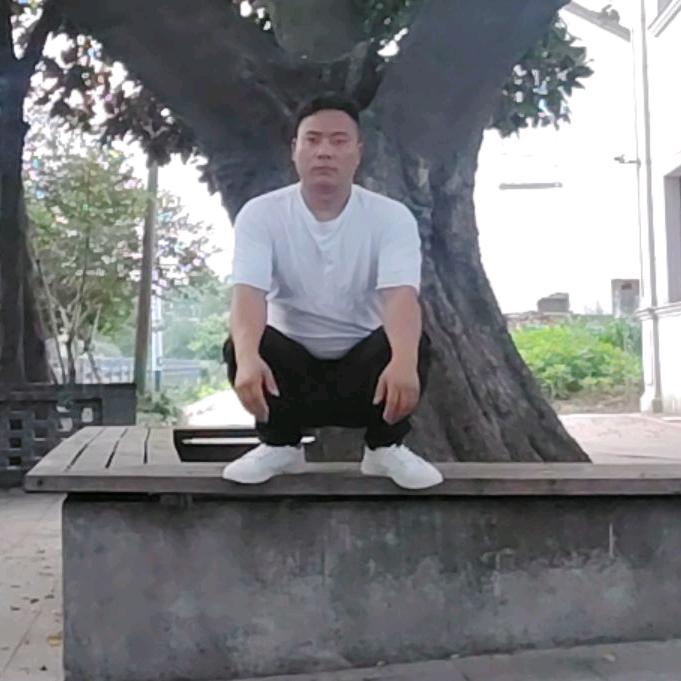 ᭄单亲三哥᭄🐉