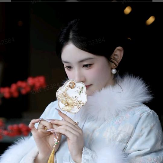 周粥- 穿搭优选