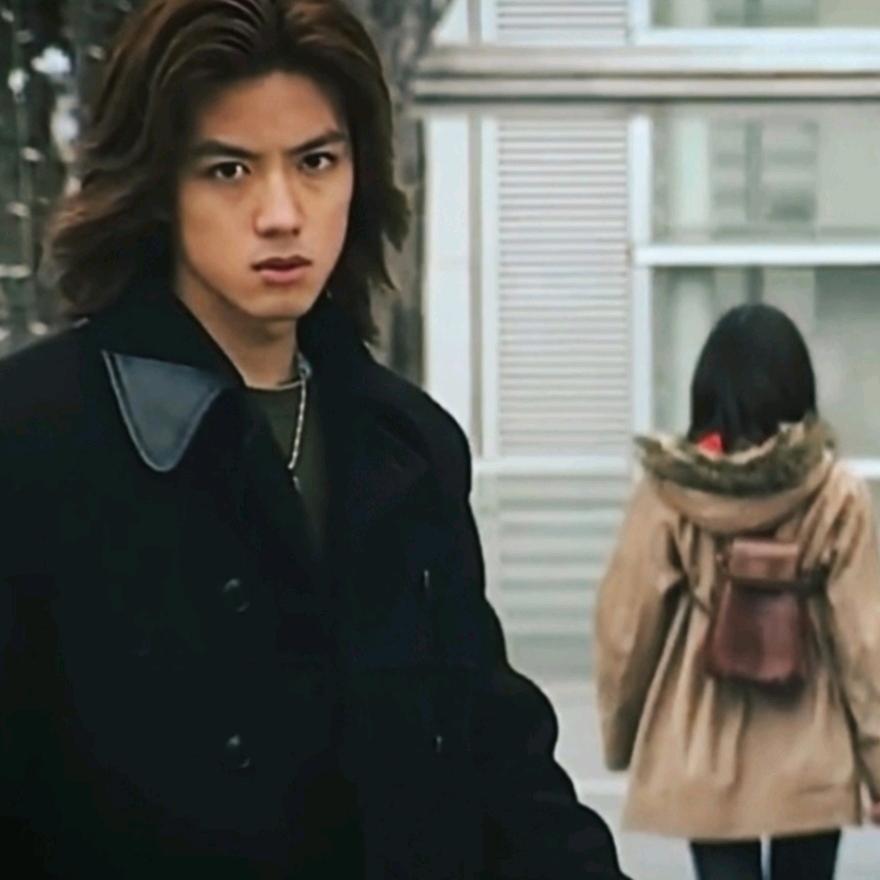 优雅的卧龙先生